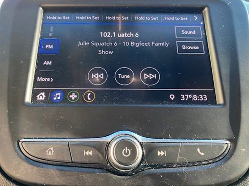 Used 2020 Chevrolet Equinox LS w/ LS Convenience Package image 12