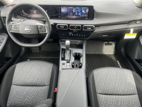 New 2026 Nissan Sentra SV FWD image 2