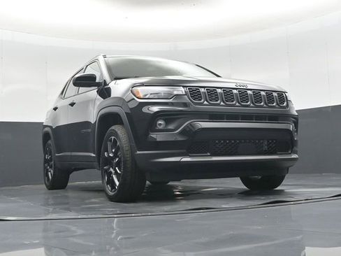 New 2026 Jeep Compass Latitude AWD/4WD image 45