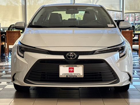 New 2026 Toyota Corolla XLE image 7