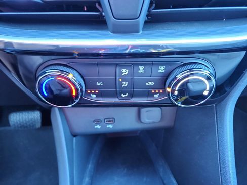 Certified 2026 Buick Encore GX Sport Touring w/ Comfort Package image 17