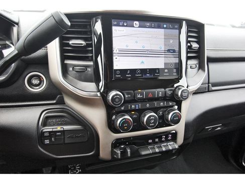 Used 2024 RAM 2500 Laramie w/ Safety Group AWD/4WD image 19