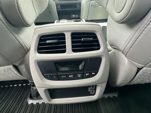 Used 2021 Honda Pilot Special Edition image 29