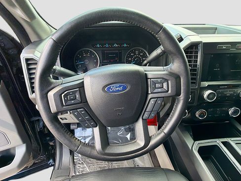 Used 2017 Ford F150 XLT w/ Equipment Group 302A Luxury image 36