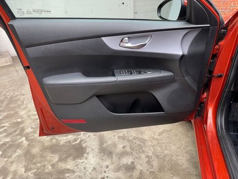 Used 2023 Kia Forte LXS image 10