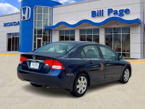 Used 2010 Honda Civic LX image 5