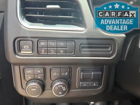 Used 2024 Chevrolet Tahoe Z71 w/ Luxury Package AWD/4WD image 10