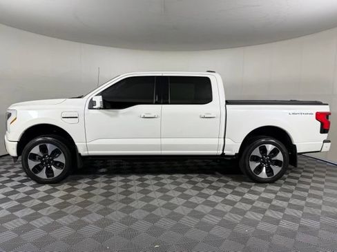 Used 2023 Ford F150 Lightning Platinum AWD/4WD image 3