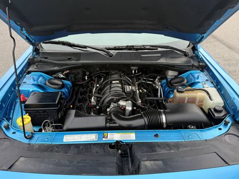 Used 2009 Dodge Challenger R/T image 11