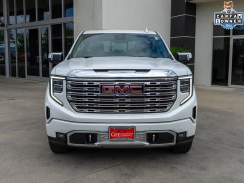 Used 2023 GMC Sierra 1500 Denali w/ Denali Reserve Package AWD/4WD image 2