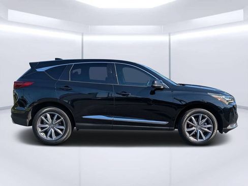 Used 2022 Acura RDX FWD w/ Technology Package image 2