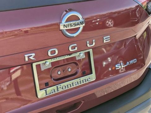 Used 2021 Nissan Rogue SL w/ Premium Package AWD/4WD image 9