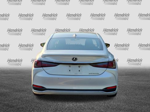 Used 2023 Lexus ES 300h w/ Premium Package FWD image 9