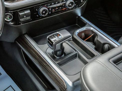 Used 2022 Chevrolet Silverado 1500 RST image 24