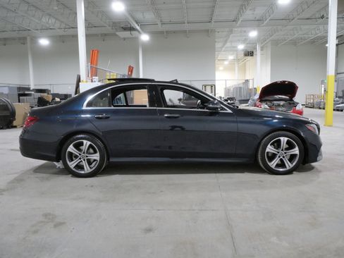 Used 2018 Mercedes-Benz E 300 E 300 image 8