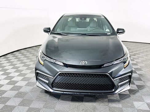 Used 2020 Toyota Corolla SE image 8