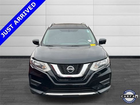 Used 2018 Nissan Rogue SV w/ Premium Package image 7