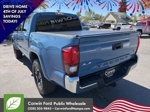 Used 2019 Toyota Tacoma SR5 AWD/4WD image 7
