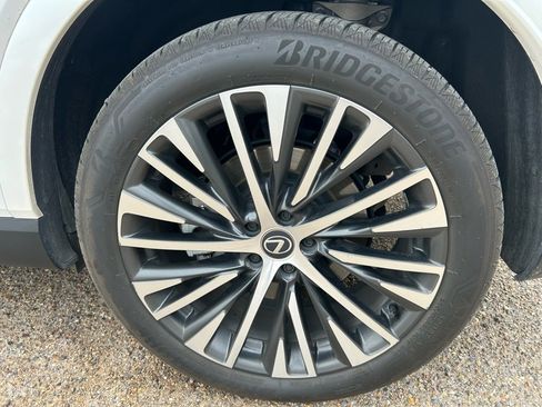 Used 2024 Lexus RX 350 w/ Technology Package image 7