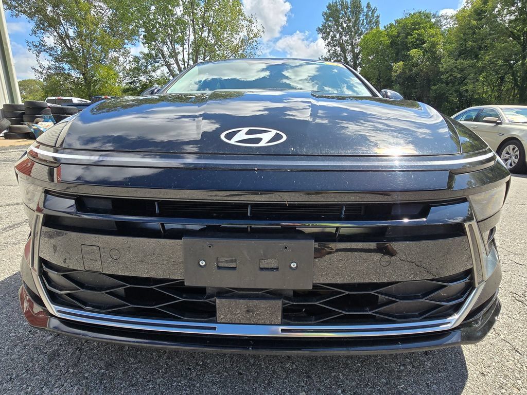 Used 2025 Hyundai Sonata SEL FWD image 15