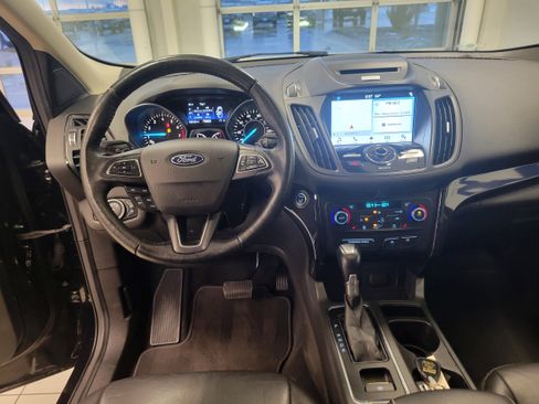 Used 2017 Ford Escape Titanium image 16