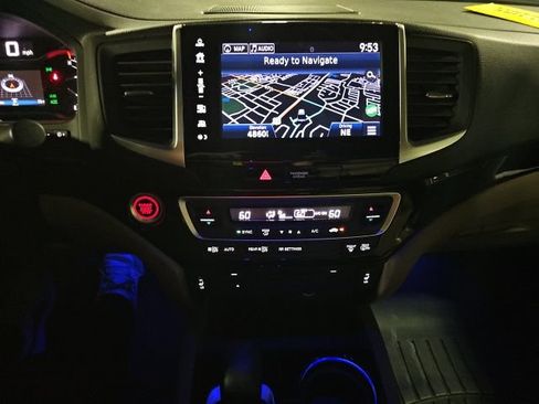 Used 2017 Honda Ridgeline RTL-E image 12