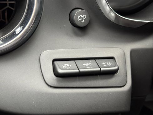 Used 2020 Chevrolet Camaro SS image 17