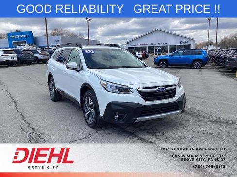 Used 2022 Subaru Outback Limited w/ Popular Package #2 AWD/4WD image 1