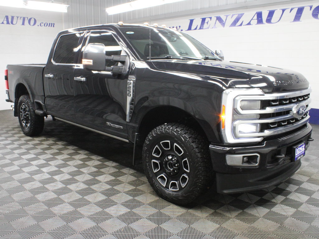 Used 2023 Ford F250 Platinum AWD/4WD image 3