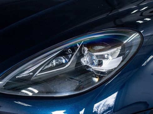 Used 2021 Porsche Macan S image 13