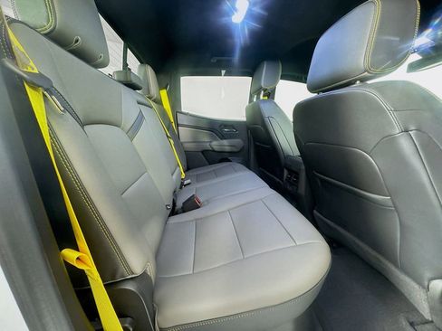 Used 2024 Chevrolet Colorado ZR2 w/ ZR2 Bison Edition image 33