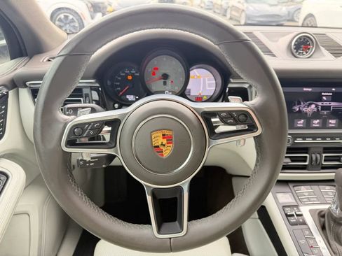 Used 2021 Porsche Macan S w/ Premium Package Plus AWD/4WD image 20