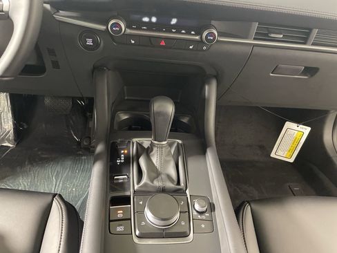 New 2026 MAZDA MAZDA3 2.5 S Sedan w/ Preferred Pkg FWD image 17