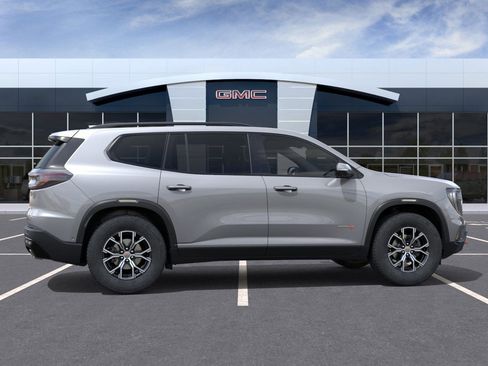 New 2026 GMC Acadia AT4 w/ Luxury Package image 6