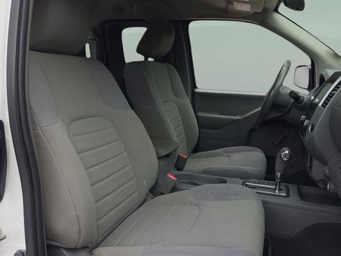 Used 2019 Nissan Frontier S RWD image 15