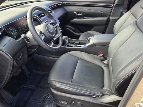 Certified 2023 Hyundai Santa Cruz SEL Premium image 10