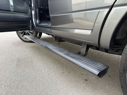 Used 2015 Lincoln Navigator 4WD 4dr image 49