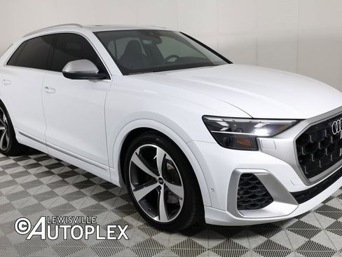 Used 2024 Audi SQ8 Prestige image 3