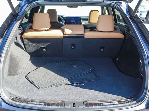 Used 2025 Lexus RX 350h image 27