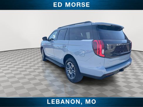Used 2025 Ford Expedition Active AWD/4WD image 6