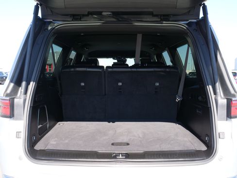 Used 2024 Jeep Wagoneer L 4WD image 14