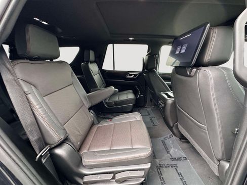 Used 2023 Chevrolet Tahoe High Country w/ Premium Package 2 AWD/4WD image 31