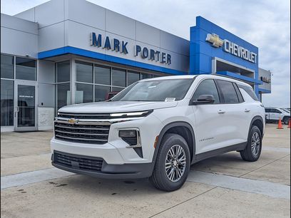 New 2026 Chevrolet Traverse LT w/ LPO, Floor Liner Package