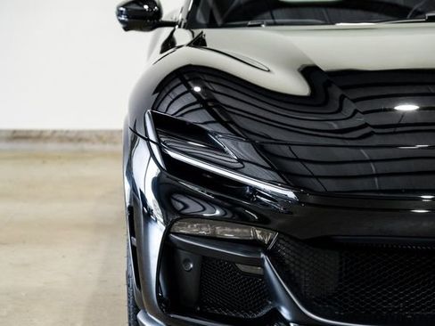 Used 2025 Ferrari Purosangue image 3