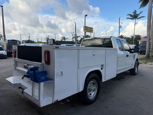 Used 2019 Ford F350 2WD SuperCab XL w/ XL Value Package image 5