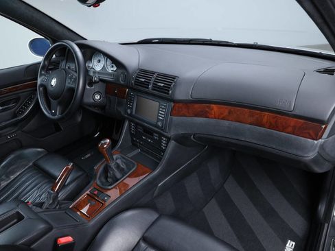 Used 2002 BMW M5 image 67