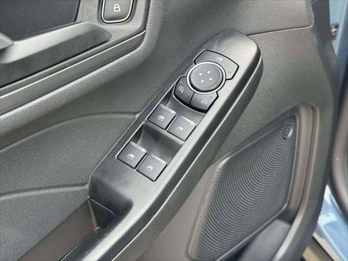 Used 2025 Ford Escape Active w/ Cold Weather Package image 16