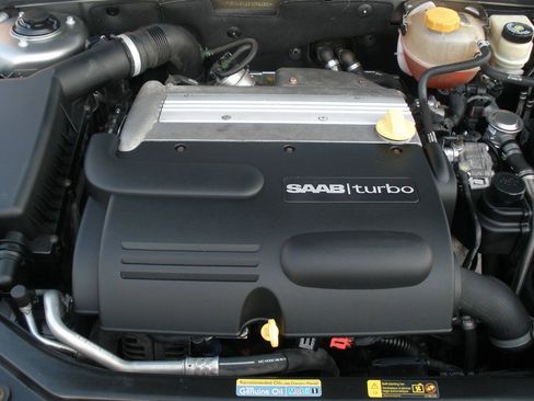 Used 2003 Saab 9-3 Arc FWD image 15