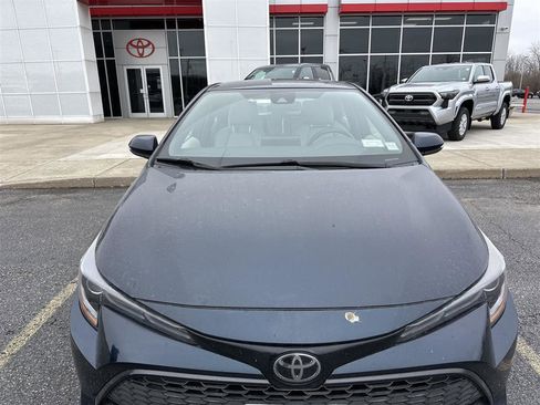 Used 2019 Toyota Corolla SE FWD image 4