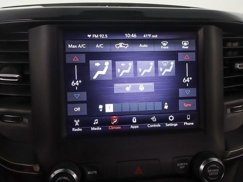 Used 2020 RAM 1500 Sport w/ Level 2 Equipment Goup w/2_L image 39